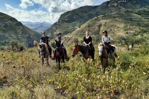 Vacanze a cavallo: 3 giorni di emozioni nella Sicilia più selvaggia