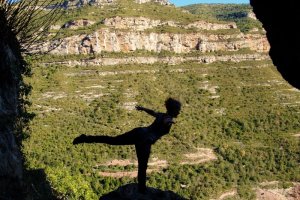 Adventure weekend: light hiking and yoga in Gran Sasso National Park